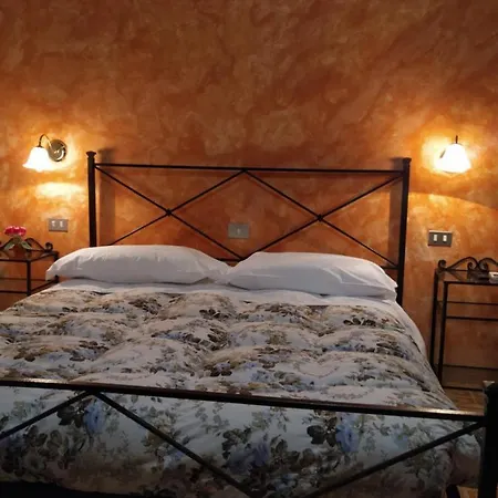 Otel Sangallo - Panoramic Position - Valley And Vineyard View- Family Run Montepulciano Stazione