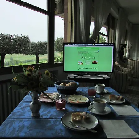 Otel Sangallo - Panoramic Position - Valley And Vineyard View- Family Run