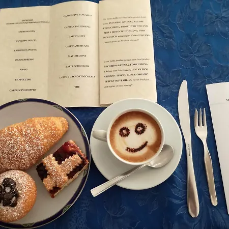 Sangallo - Panoramic Position - Valley And Vineyard View- Family Run Otel Montepulciano Stazione